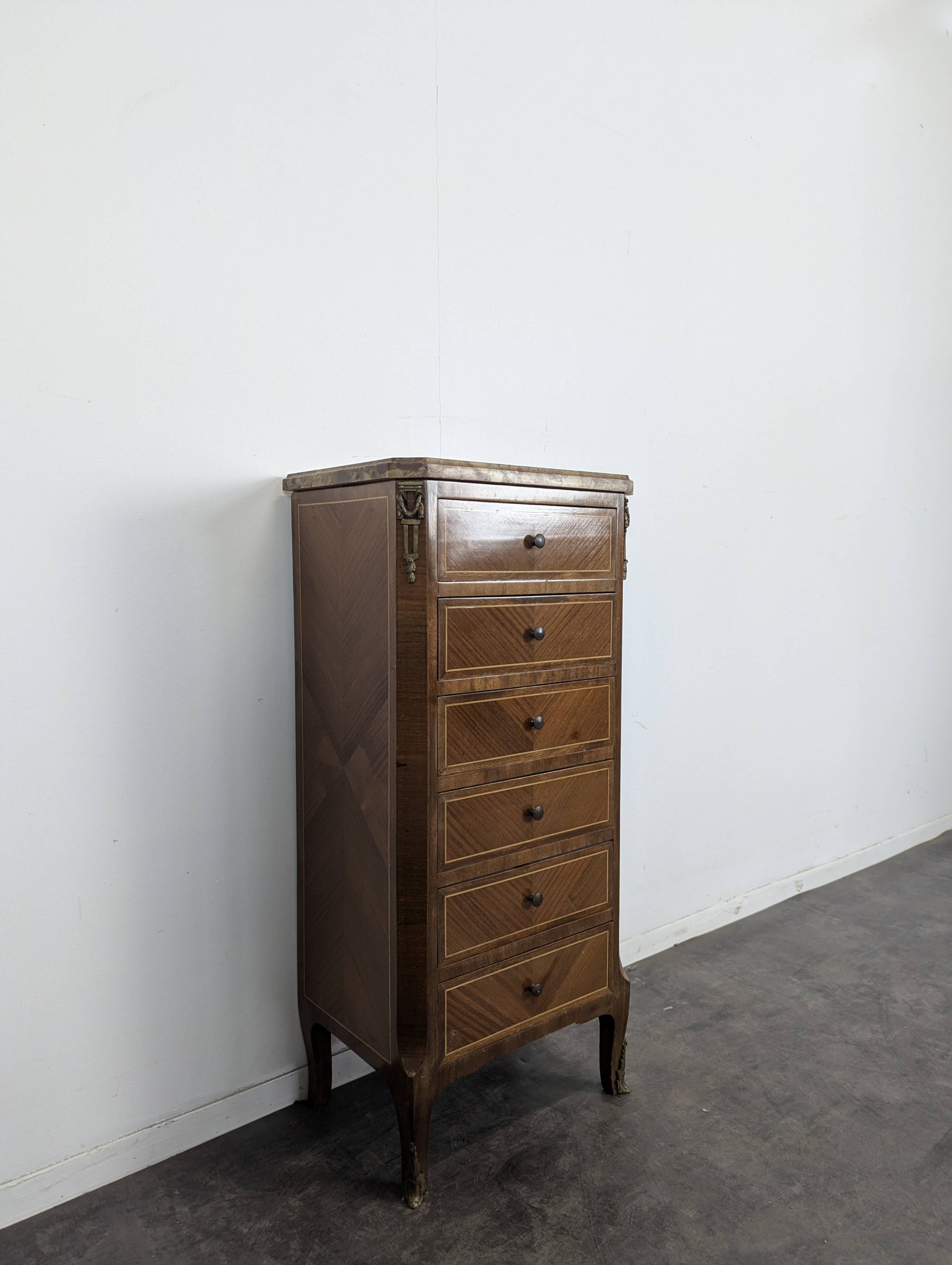 Small rosewood chiffonnier in transitional style.