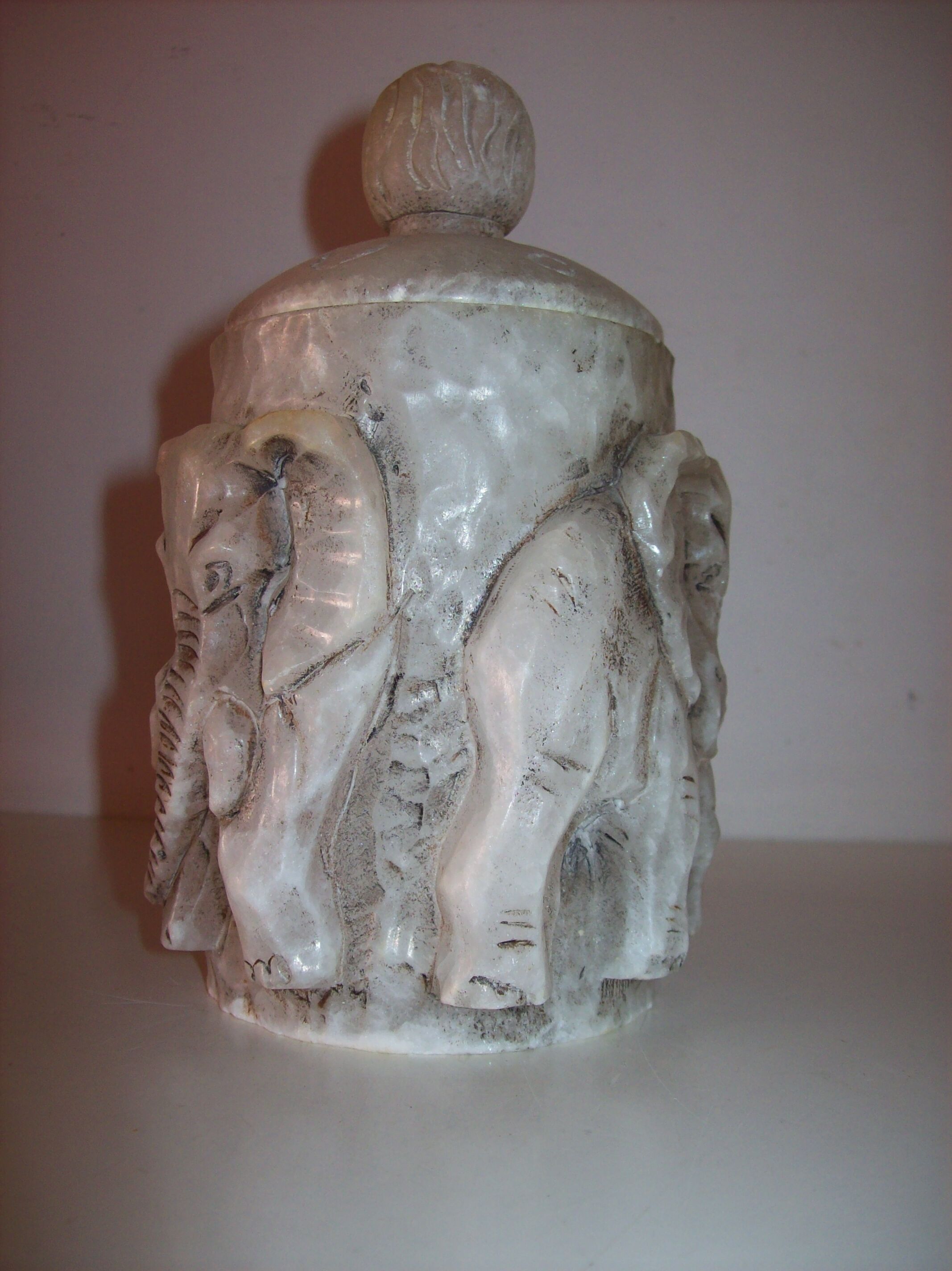 Alabaster pot