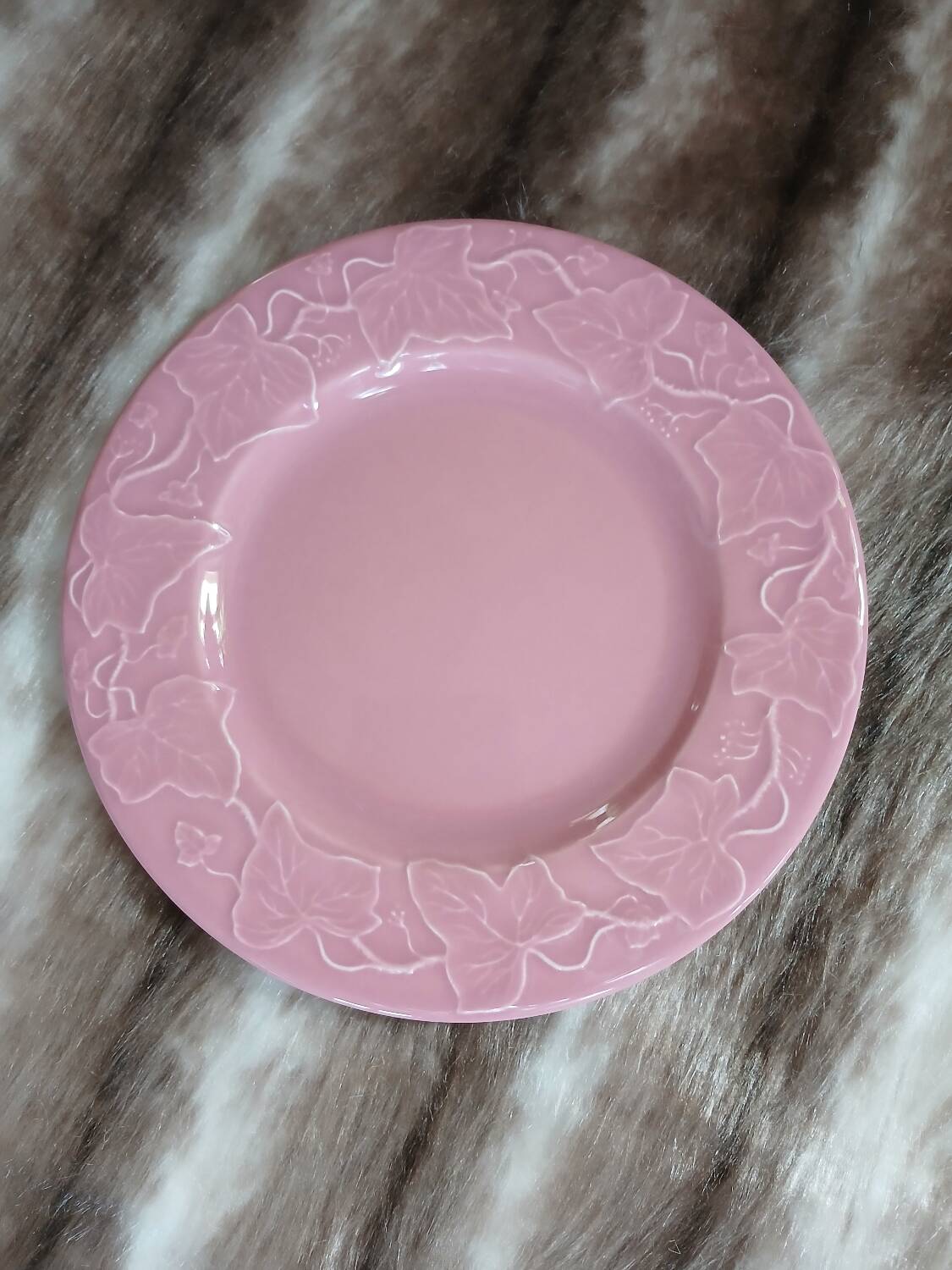 2 assiettes à dessert style barbotine