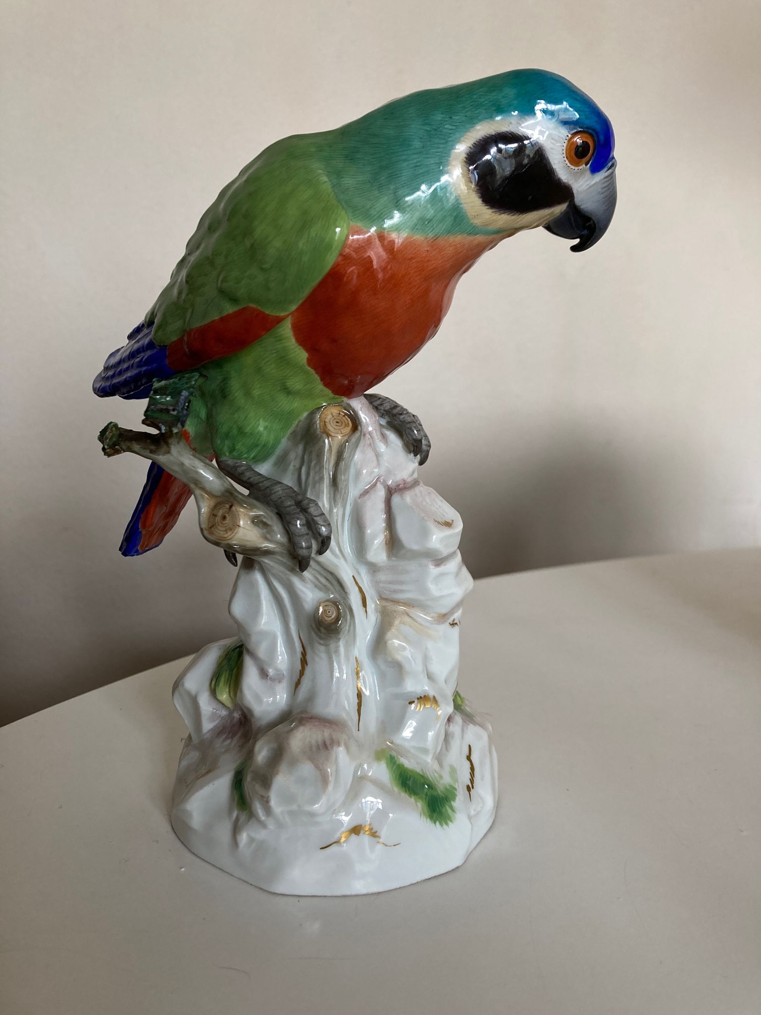 Perroquet en porcelaine de Saxe 19e signée