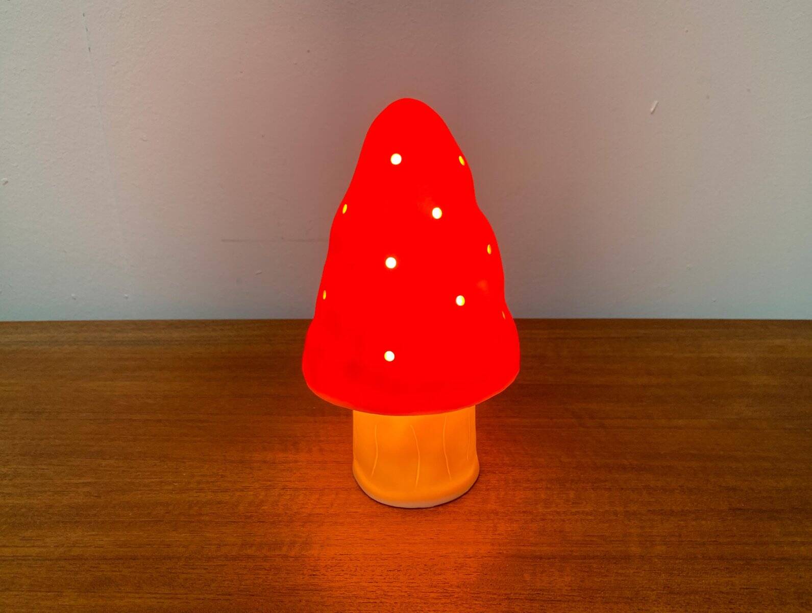 Postmodern plastic mushroom table lamp by Heico.