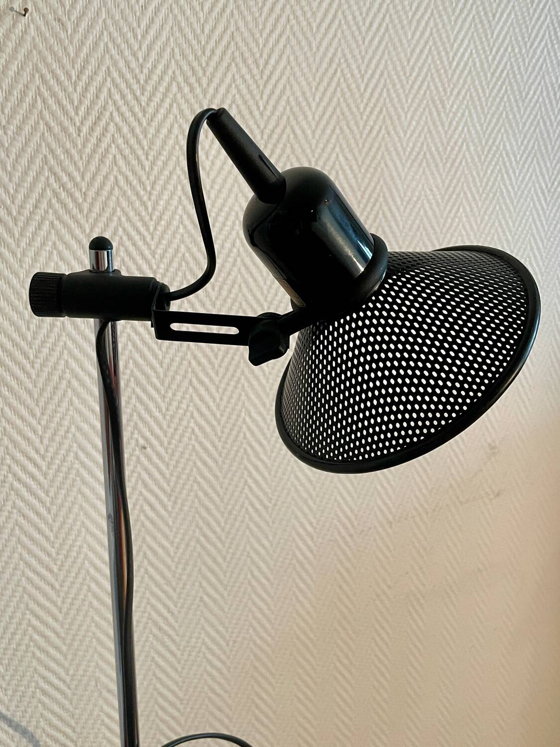 Italian post-modernist floor lamp 1980 MIWI