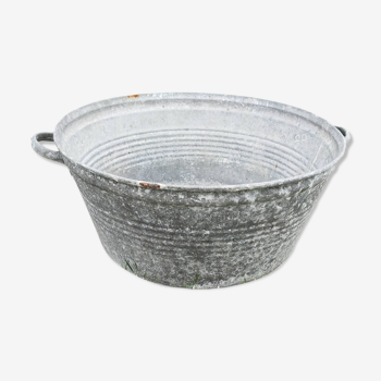 Bassine ancienne en zinc