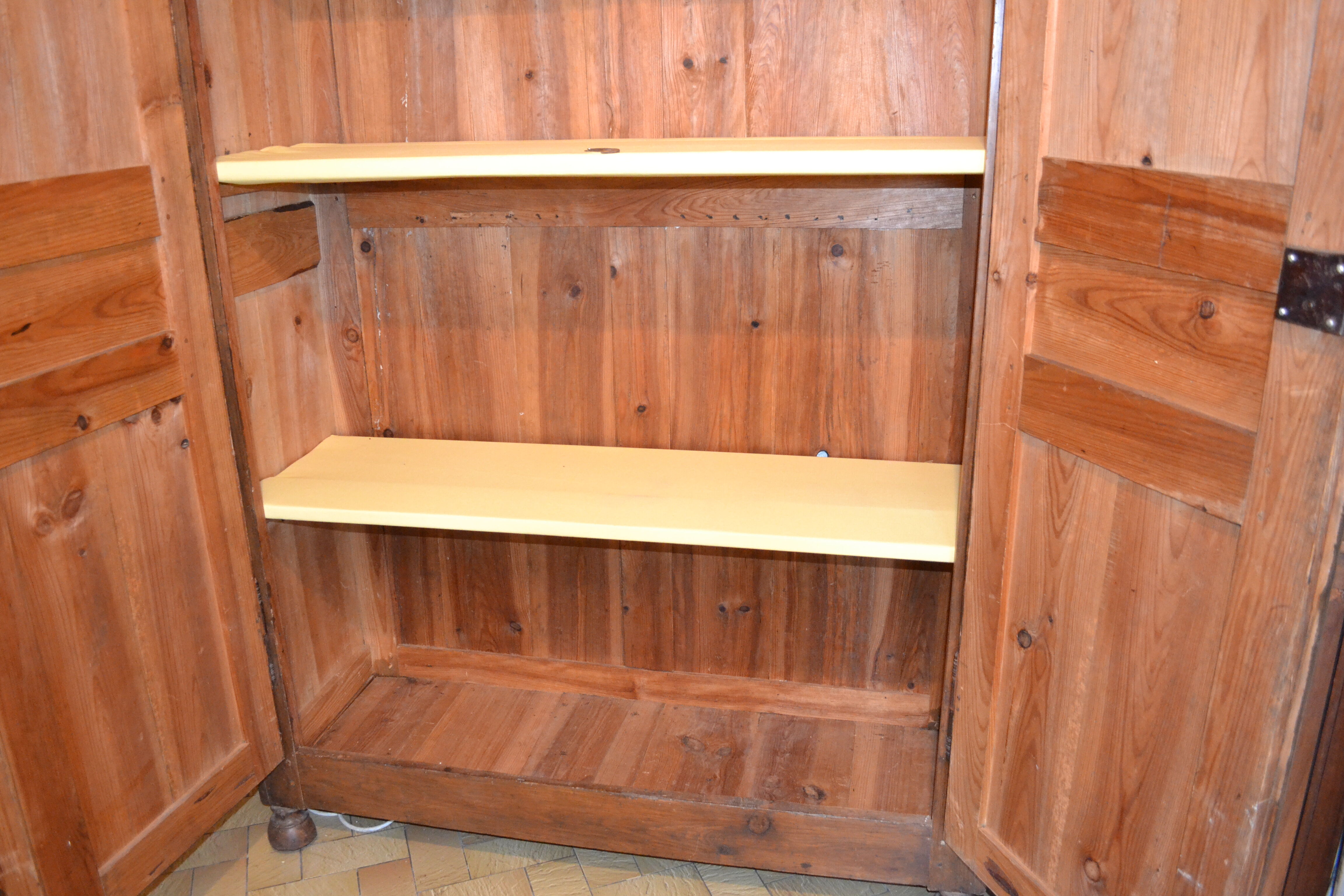 Armoire médocaine