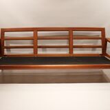 Canapé trois places en teck de design danois, années 1970