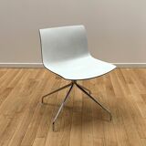 Pair of Catifa 46 chairs, Arper