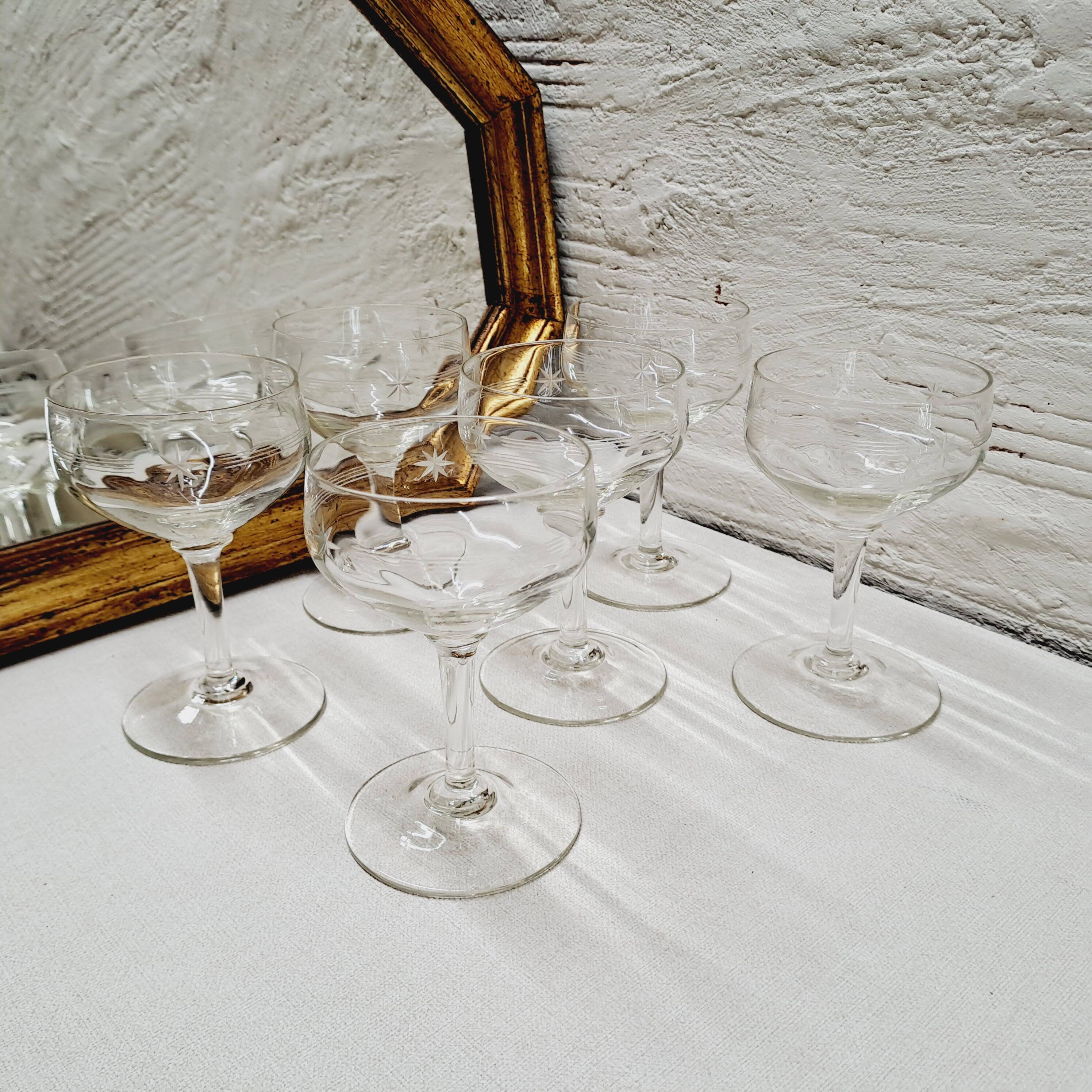 Set of 6 star wine glasses