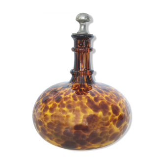 Blown scale glass decanter
