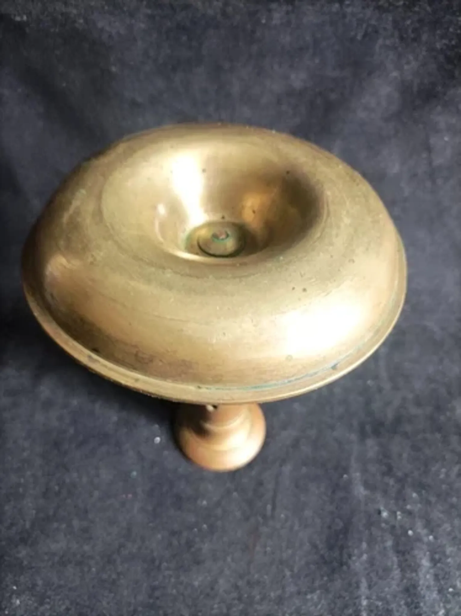 Set of 3 antique push-button bronze candlesticks from the Napoleonic III era.