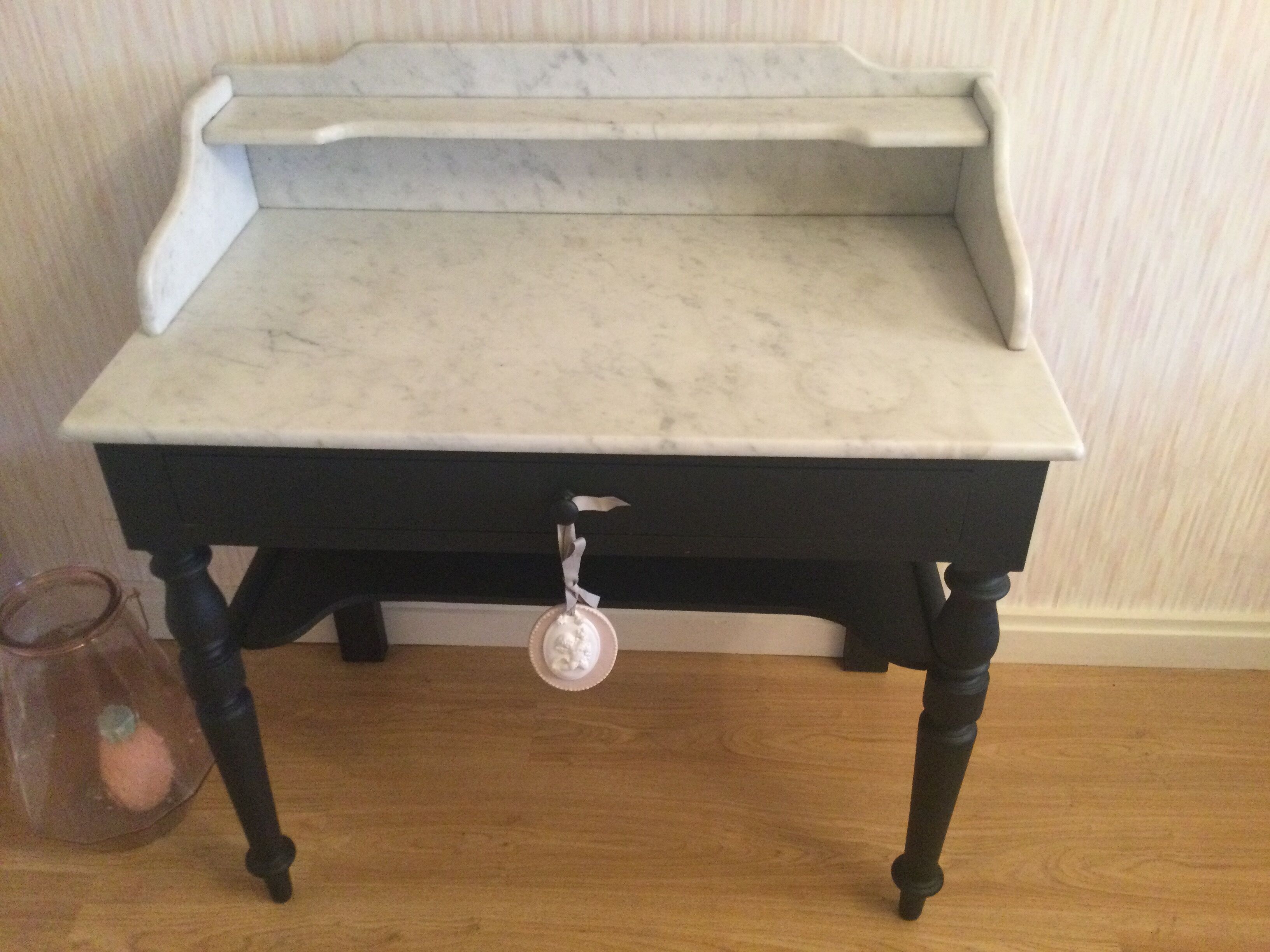 Old hairdresser revisited