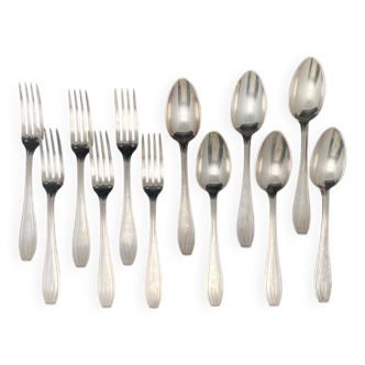Silver metal cutlery