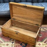 1930s English oak dressing table with beveled oval mirror