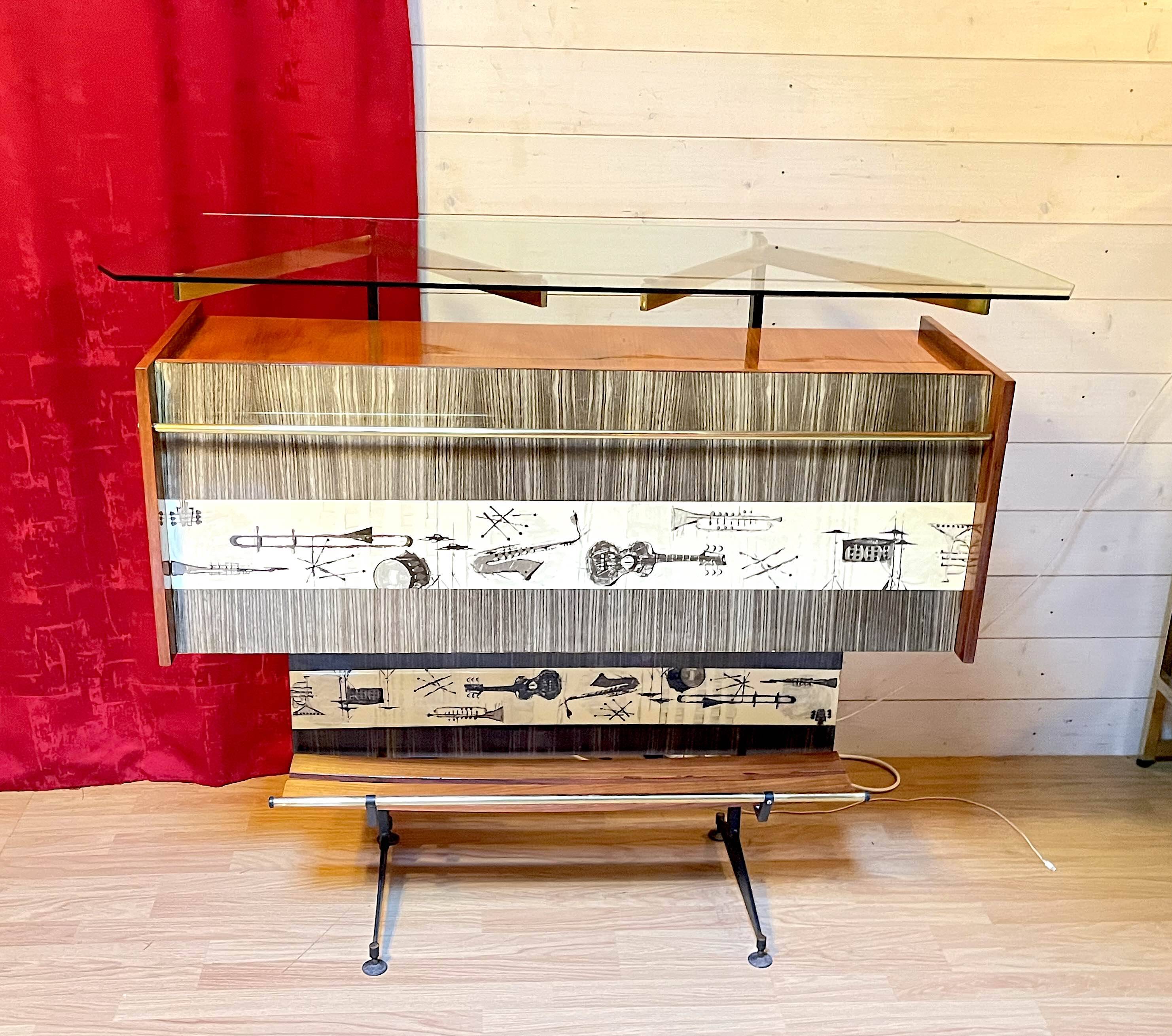 Cantù Italian Bar, wood and brass by Luigi Scremin