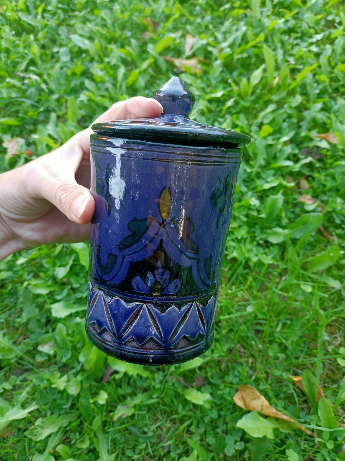 Decorative storage box