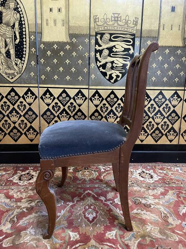 Set of 6 Restoration period chairs