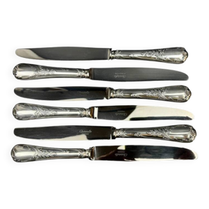 Lot 6 couteaux - table