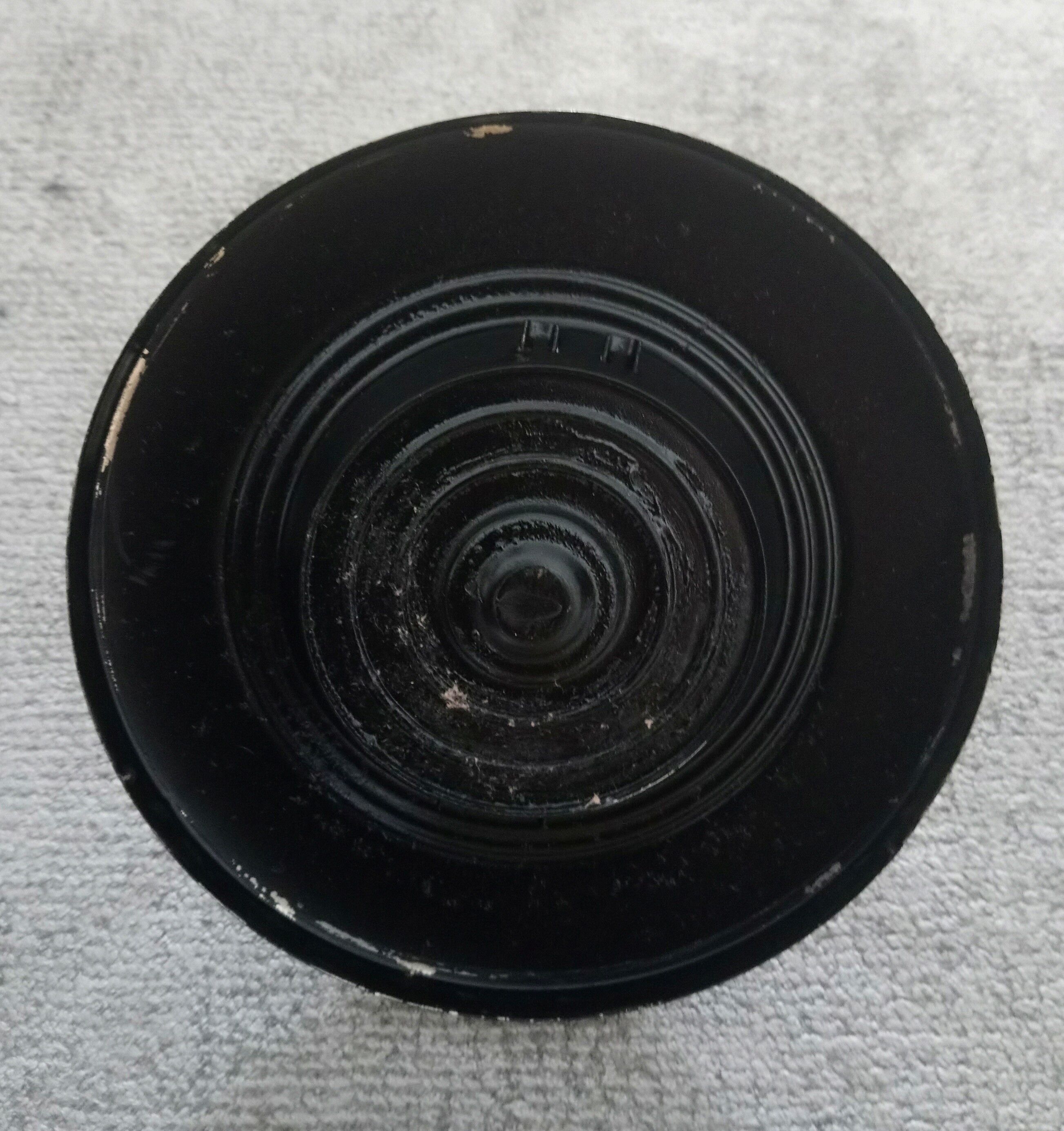 Ashtray on feet tripod 60 years