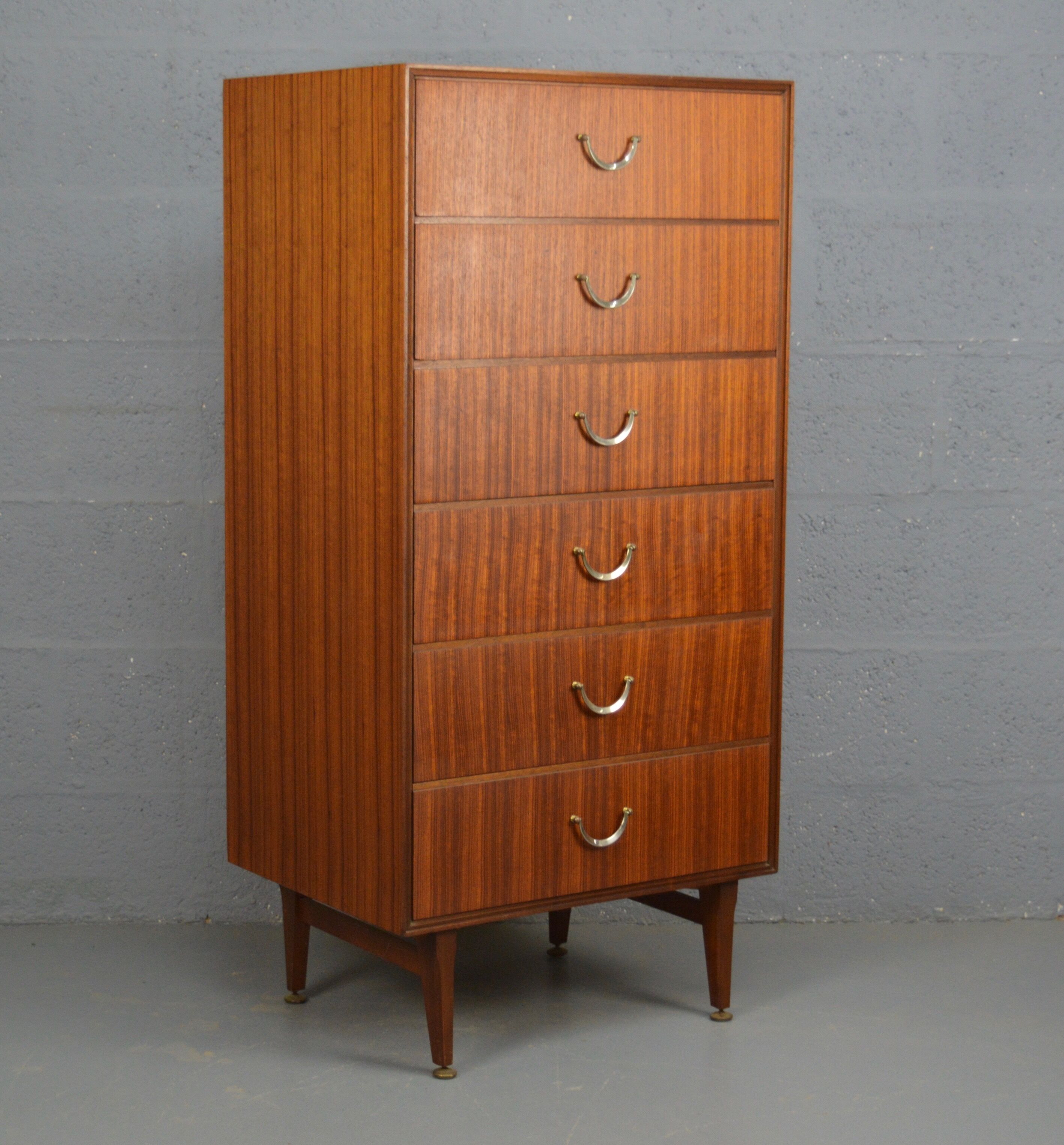 Mid century vintage chest of drawers