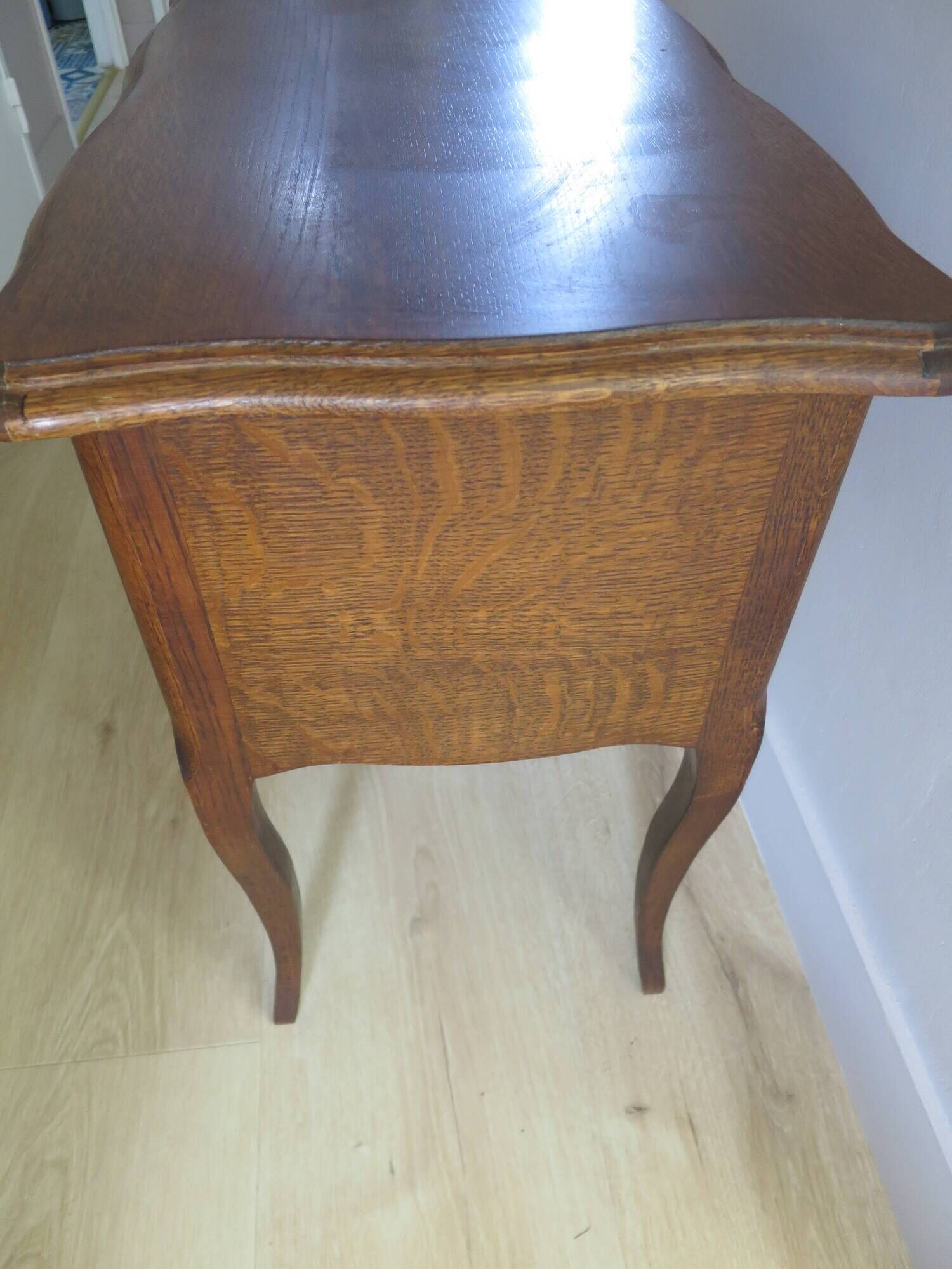 Vintage - Charming work table - Small chest of drawers/dressing table - Louis XV style - Cabriole legs - 2 drawers