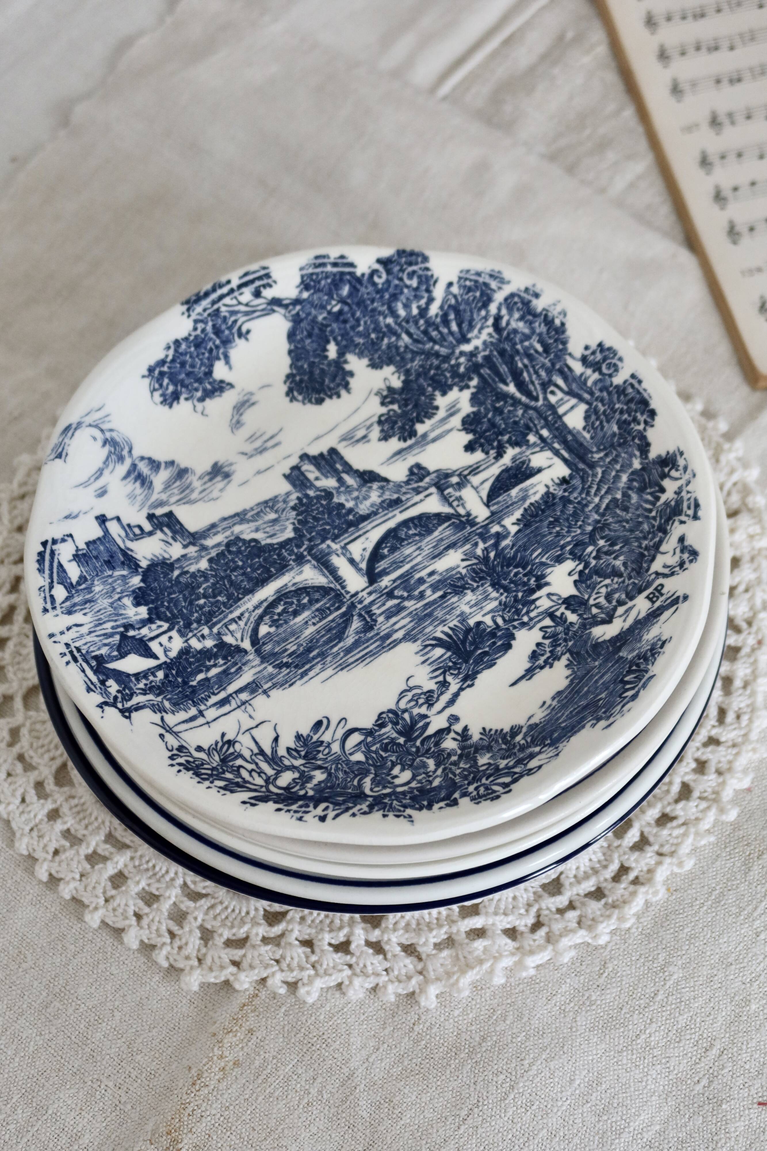 6 Vintage Mismatched Blue and White Porcelain Dessert Plates Set B0