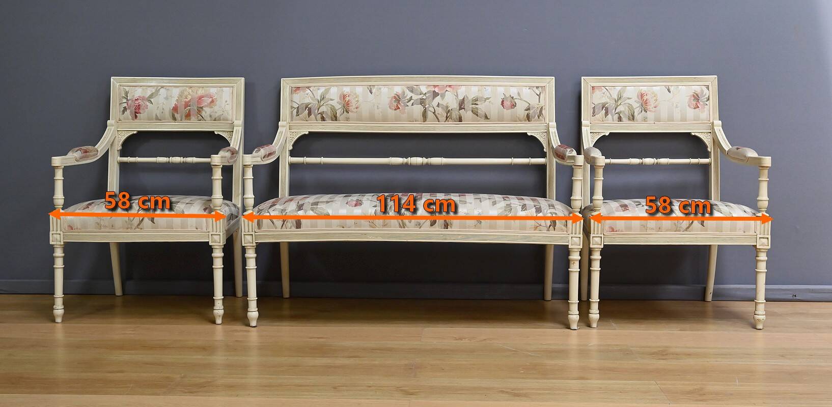 Louis XVI style lounge with benches and armchairs – 2nd part of the 20th century