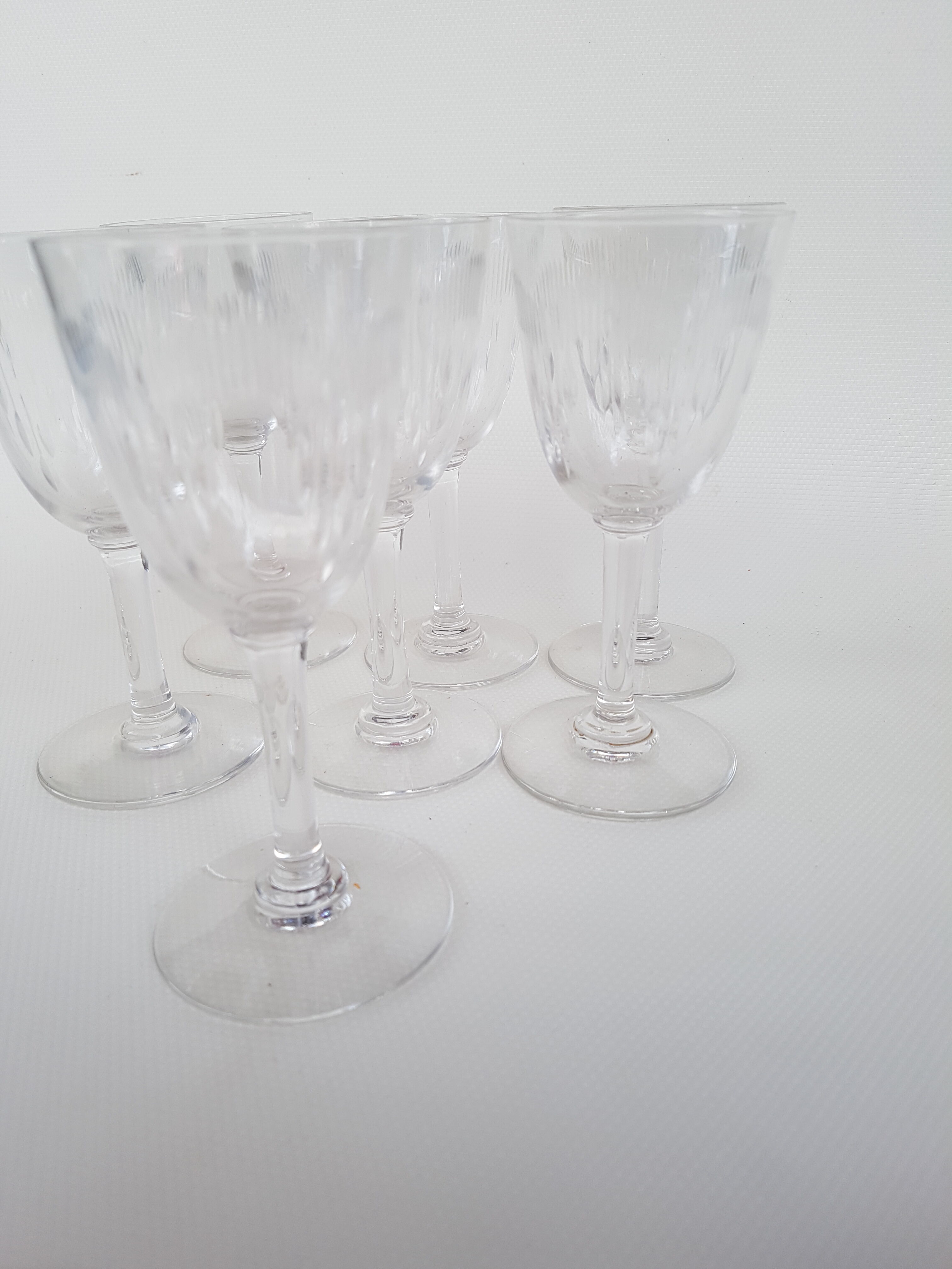 7 Bacccarat crystal port glasses, Molière model, circa 1920.