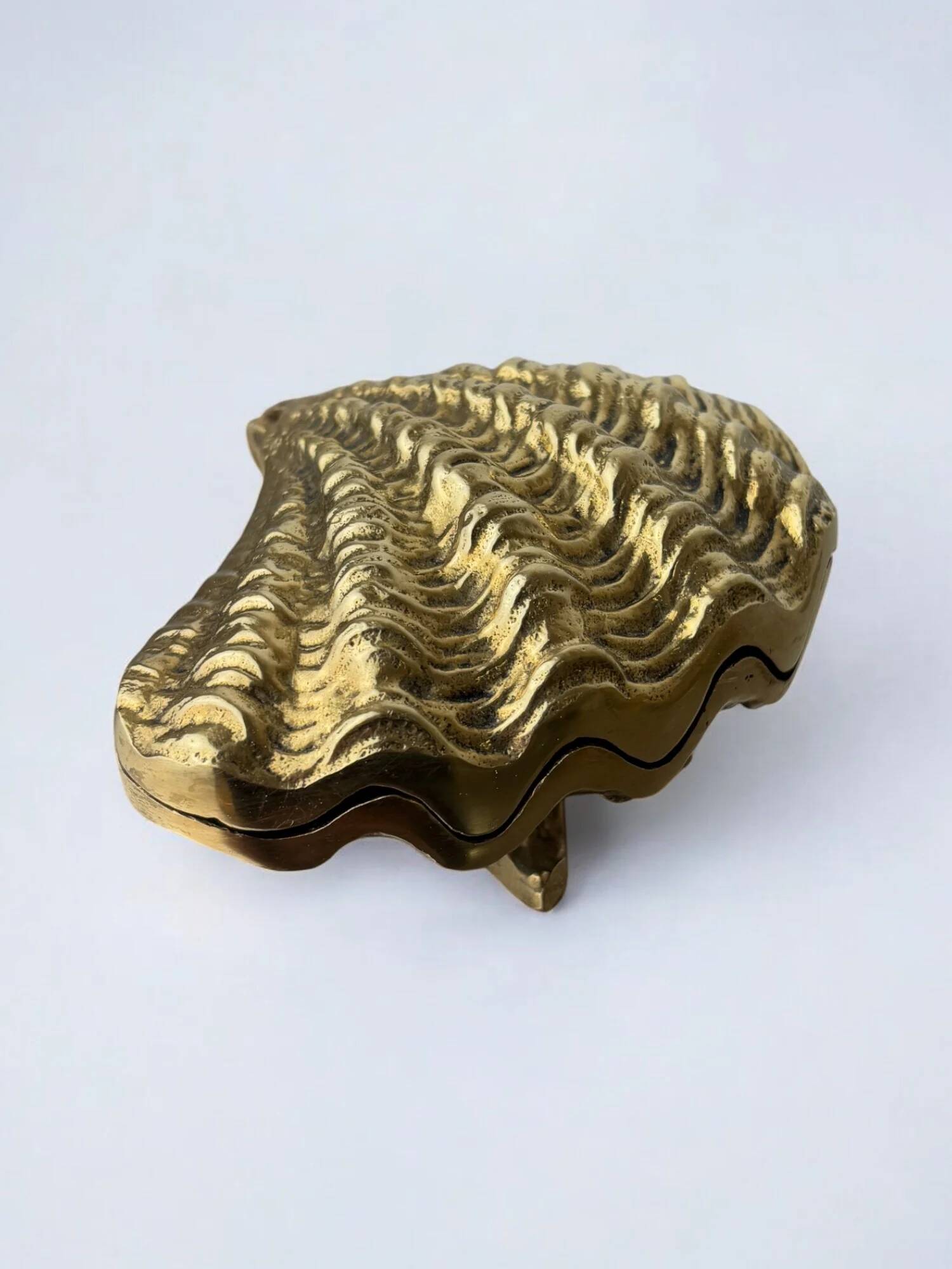 Boîte à bijoux en forme de coquillage en bronze, Italie, années 1970