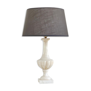 Lampe en pierre d’albatre