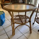 Round rattan table