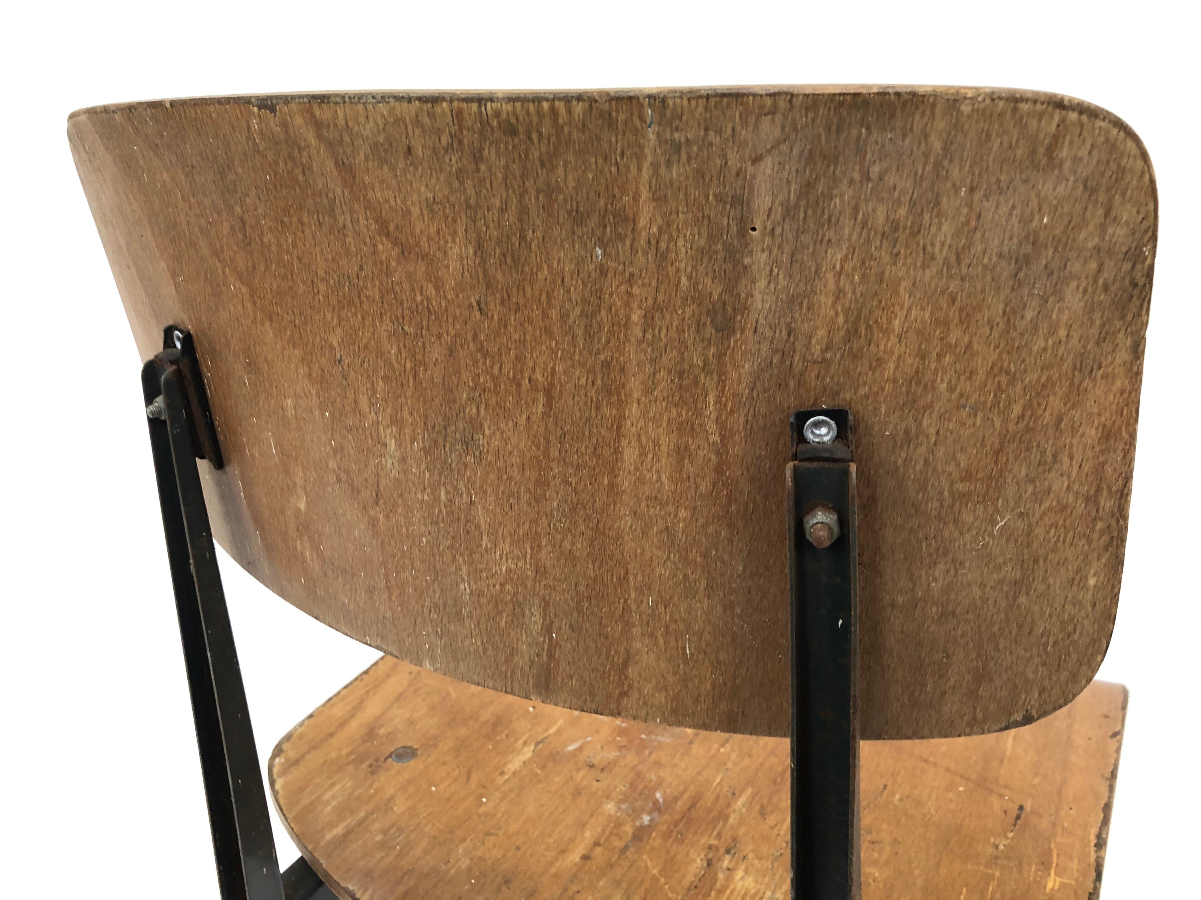 Ensemble de quatre chaises d'école vintage Marko Holland du style Friso Kramer des années 60