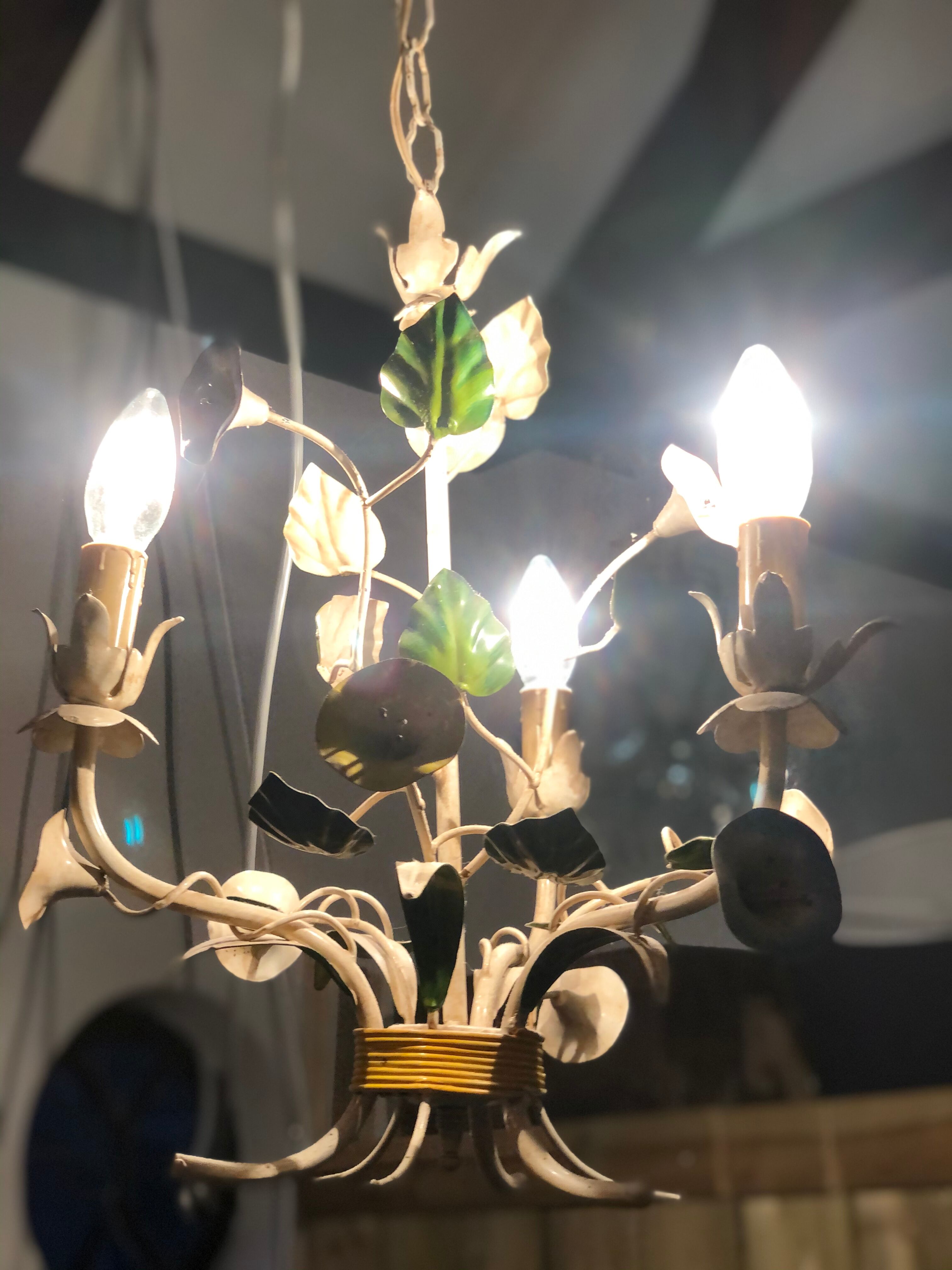 Italian luster flowers