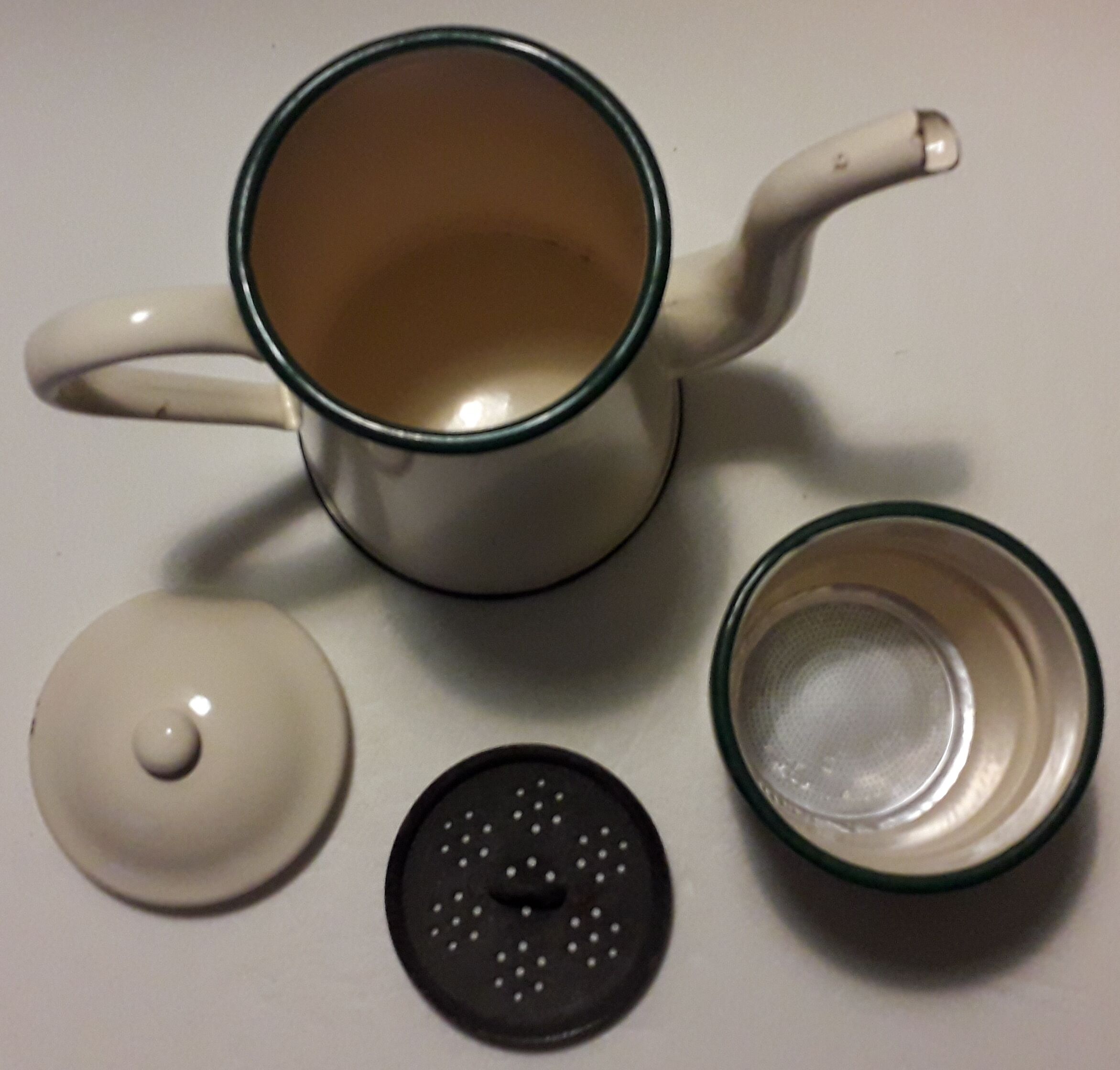 enamelled coffee maker ecru and green