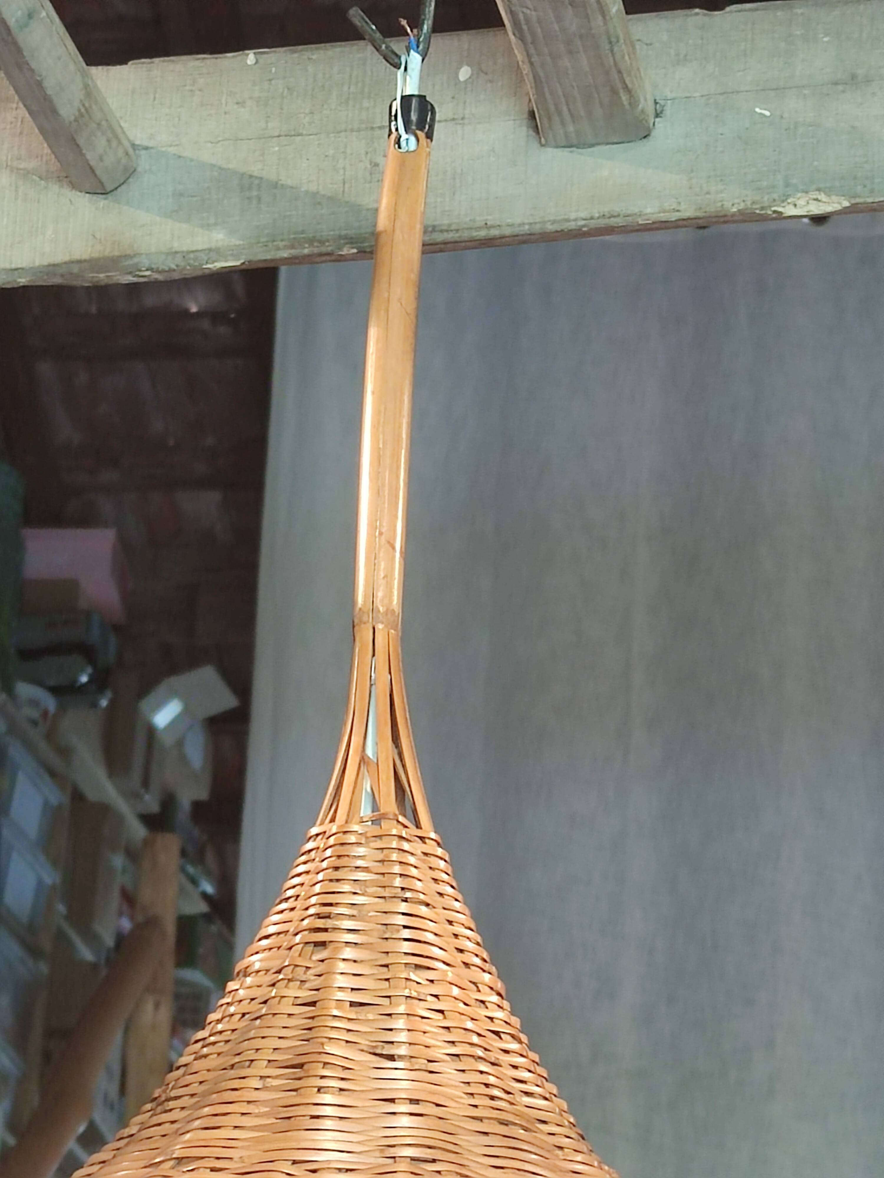 Rattan suspension