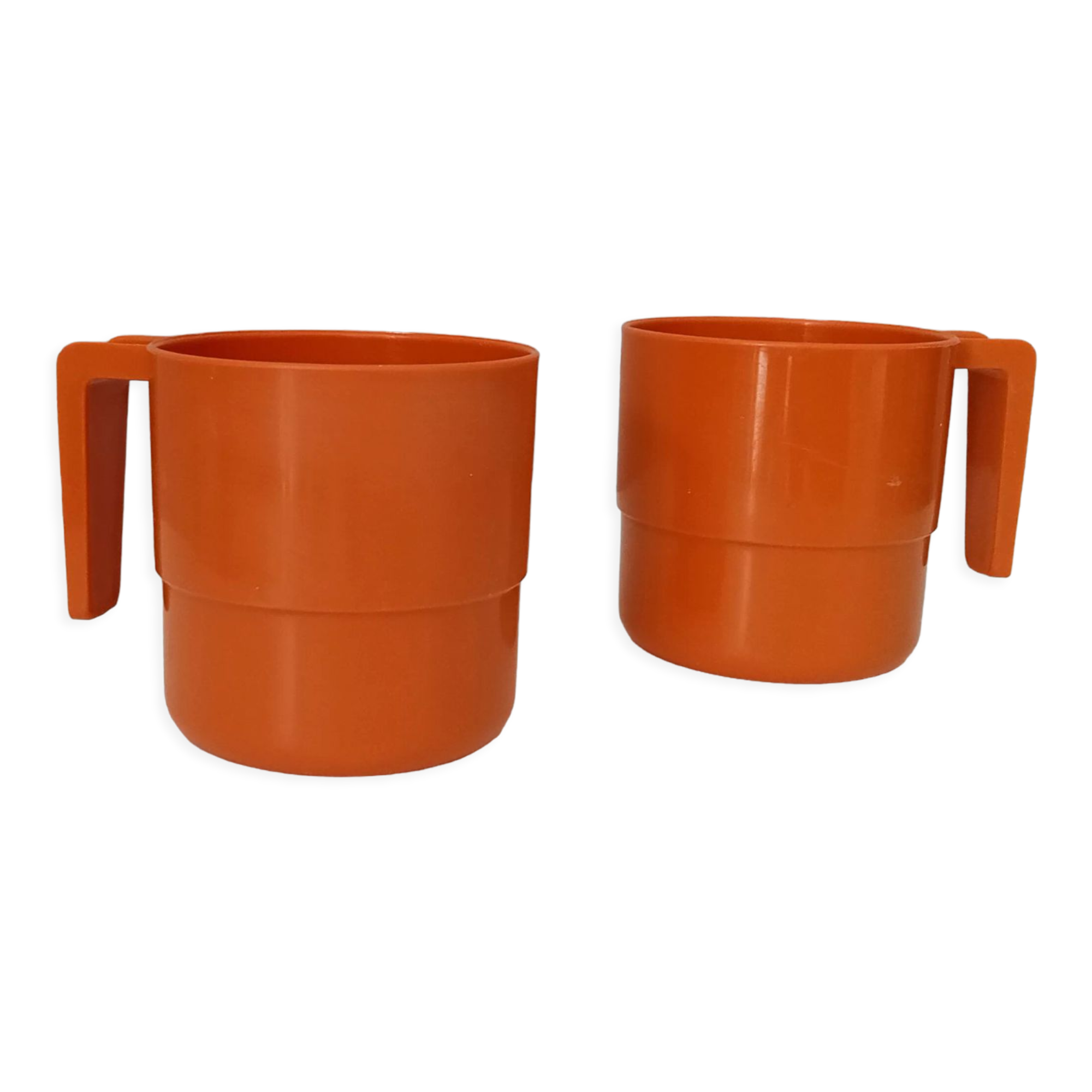 Pair of vintage cups 70s