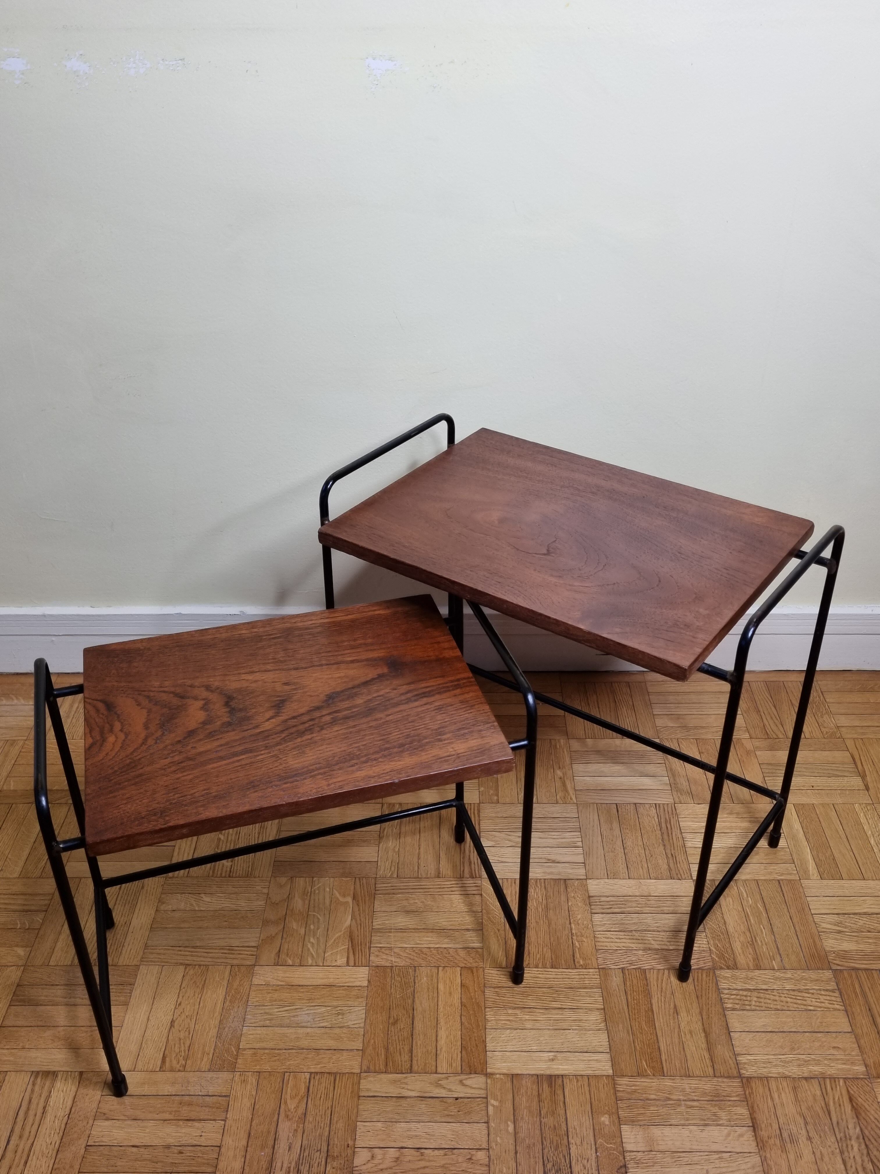 Tables d'appoint, gigognes, en bois et métal, vintage, années 60-70