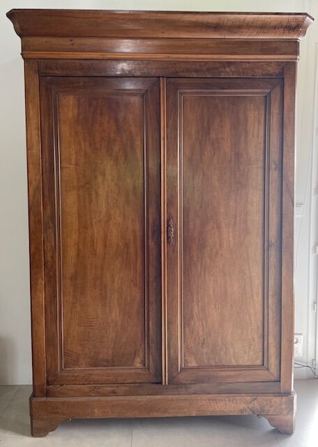 Dismantlable solid wood wardrobe