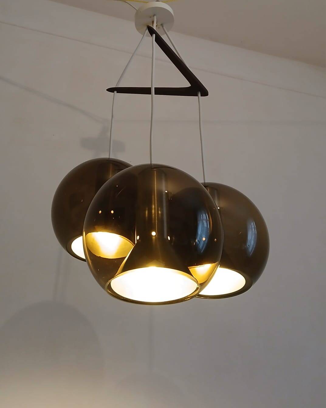 Suspension triple "Globe" by Frank Ligtelijn for Raak – Original edition