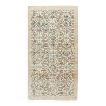 1970s Turkish handmade wool area rug 100x191
