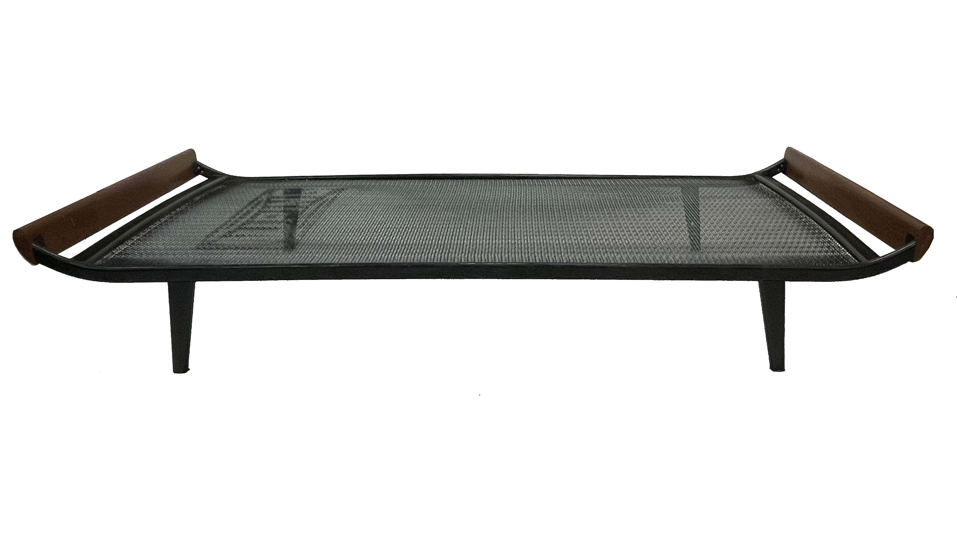 Vintage meridian Auping Cleopatra metal teak design by Dick Cordemeyer