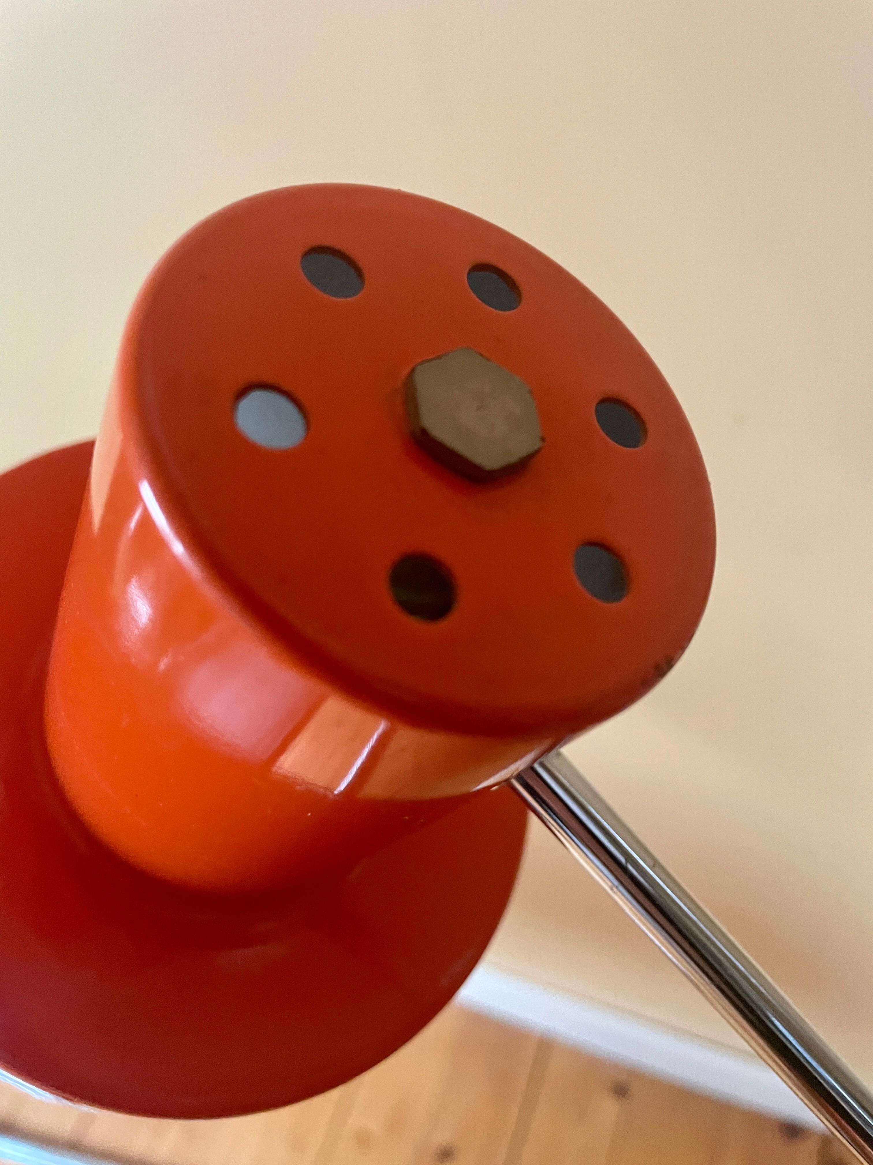 Vintage assembler lamp