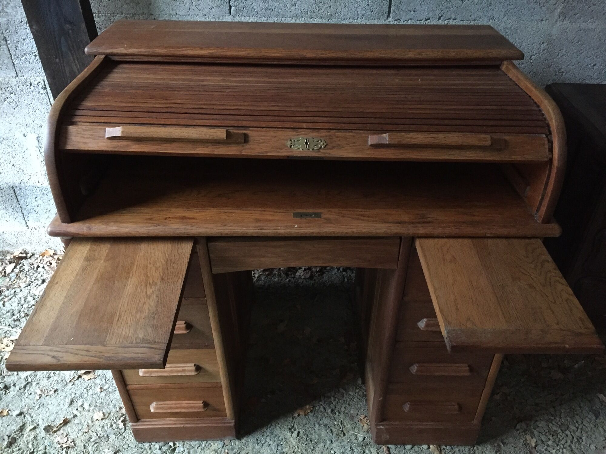 Old Angus London brand double-box sliding cylinder curtain desk.