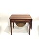 Table basse travailleuse danoise