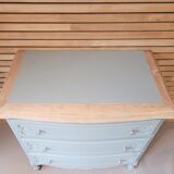 Regency-style chest of drawers