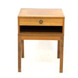 Table de chevet en noyer, Suède, 1960