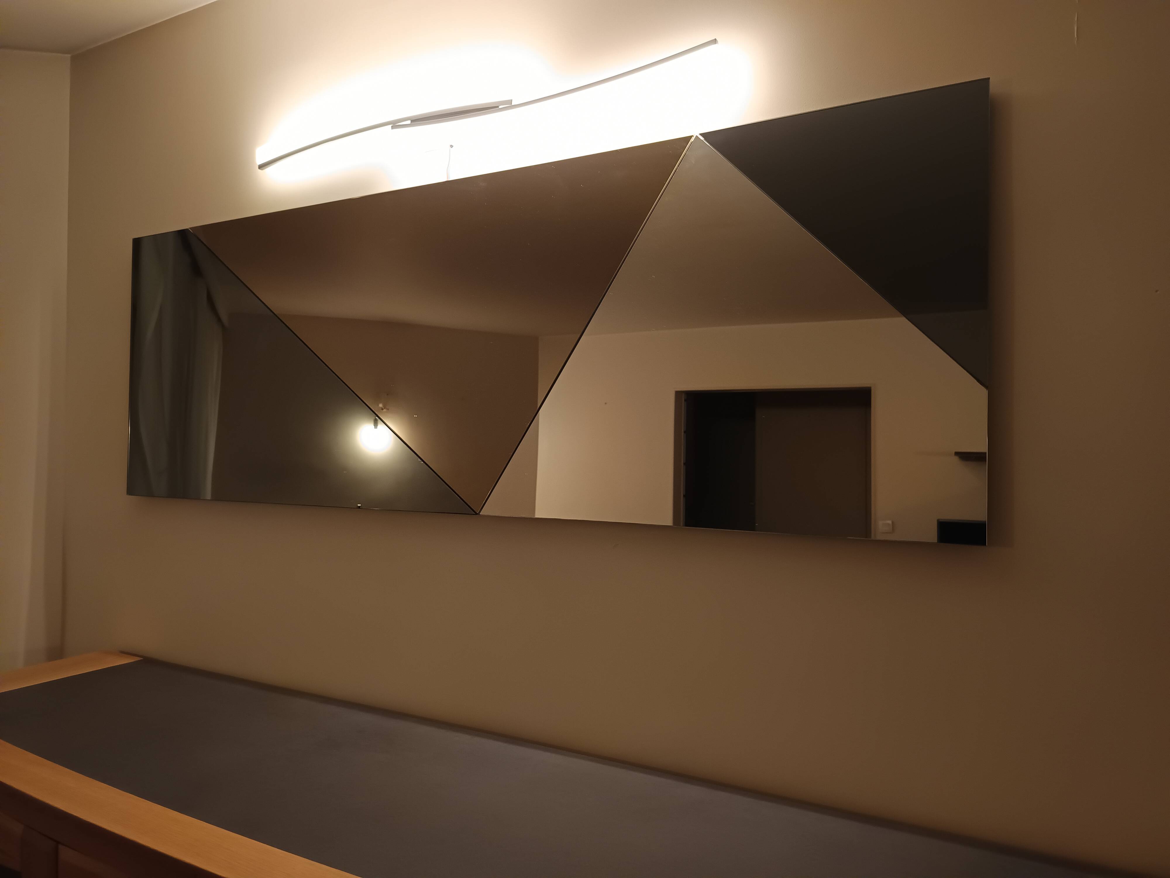Mirror Ligne Roset 180 cm + wall light – Contemporary design