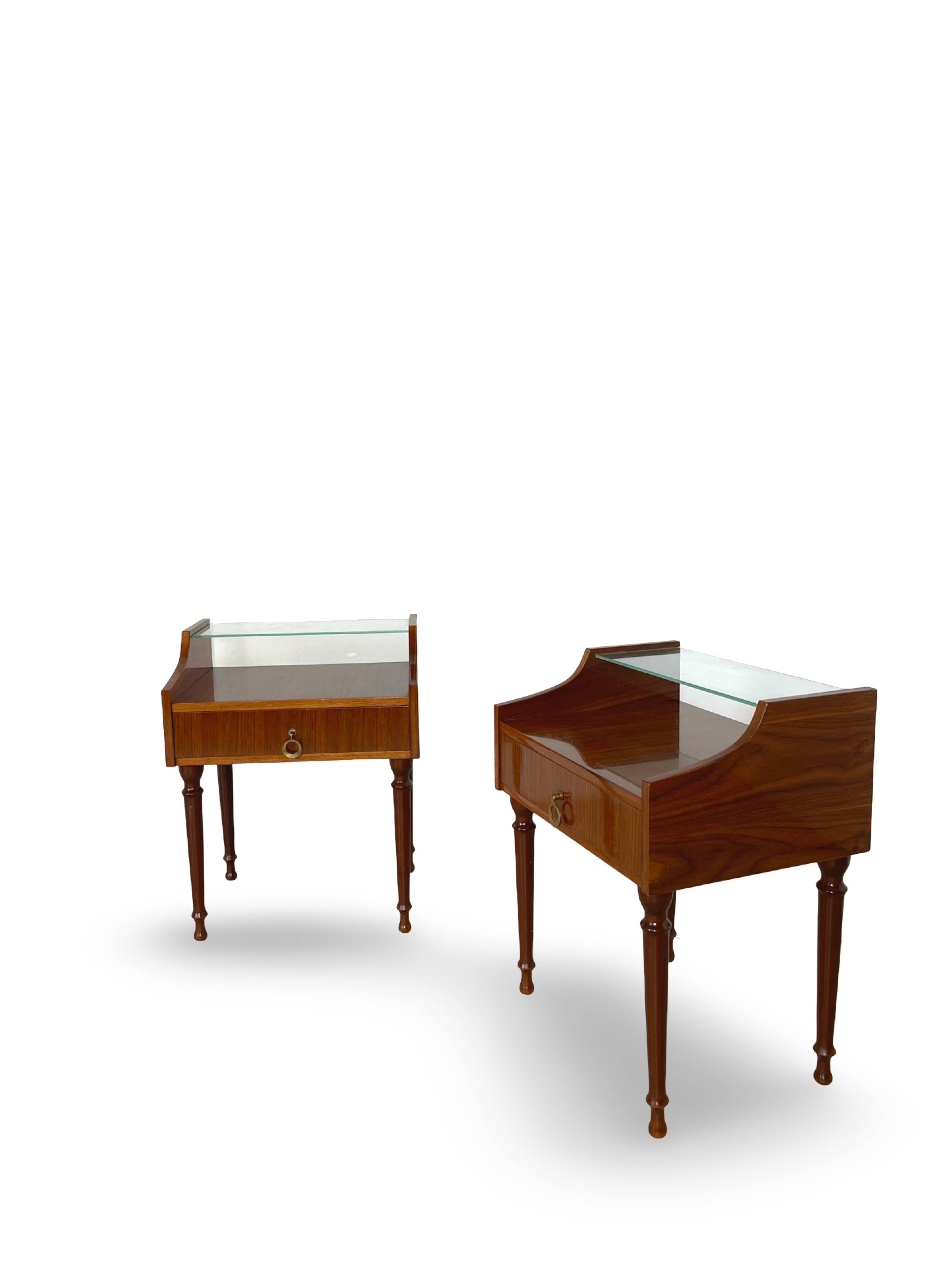 Tables de chevet italiennes des années 1950