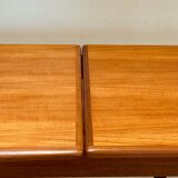 Mid-Century Danish teak extending dining table (Johannes Andersen)