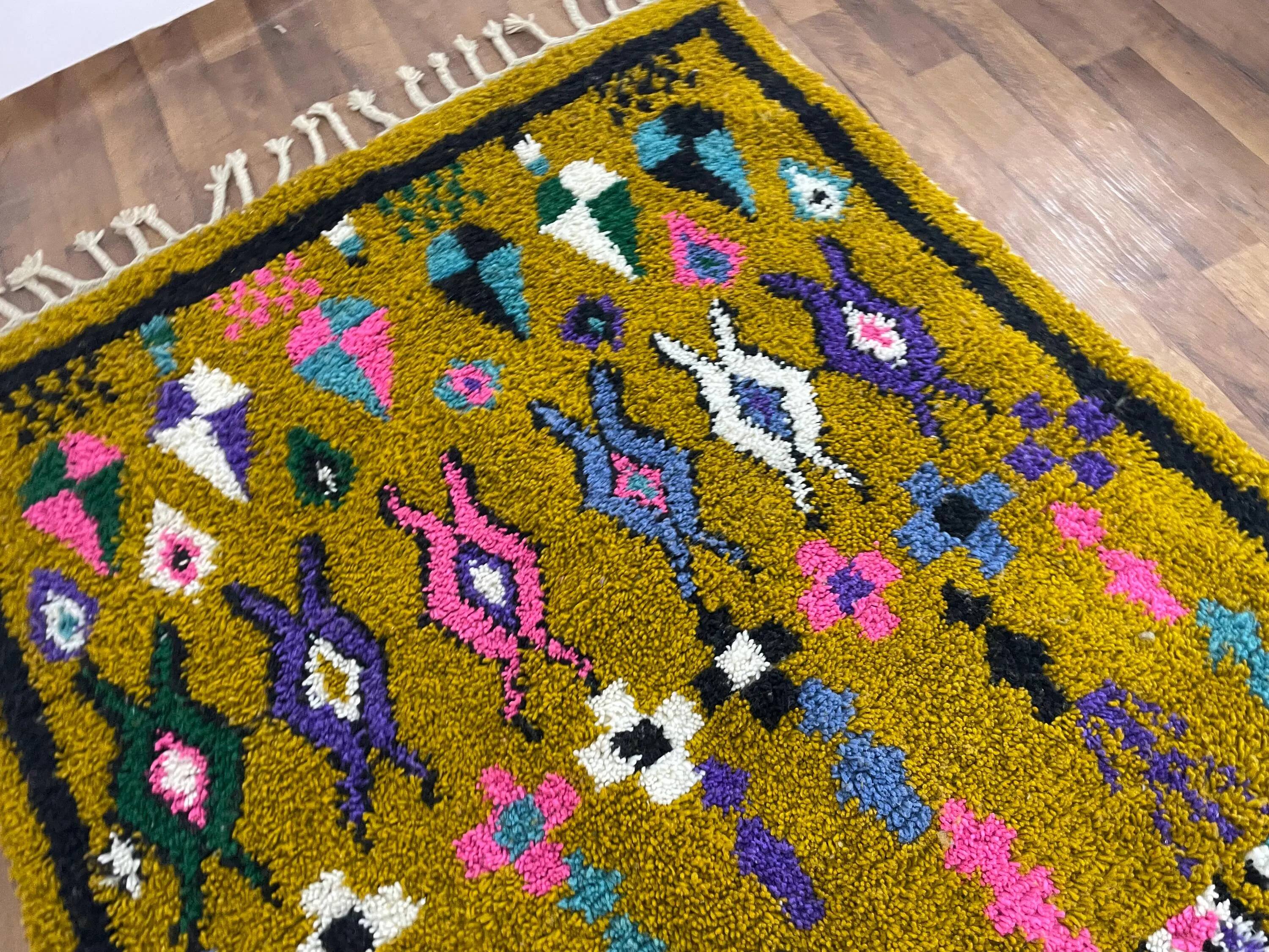 Moroccan rug in natural wool 3x2 m