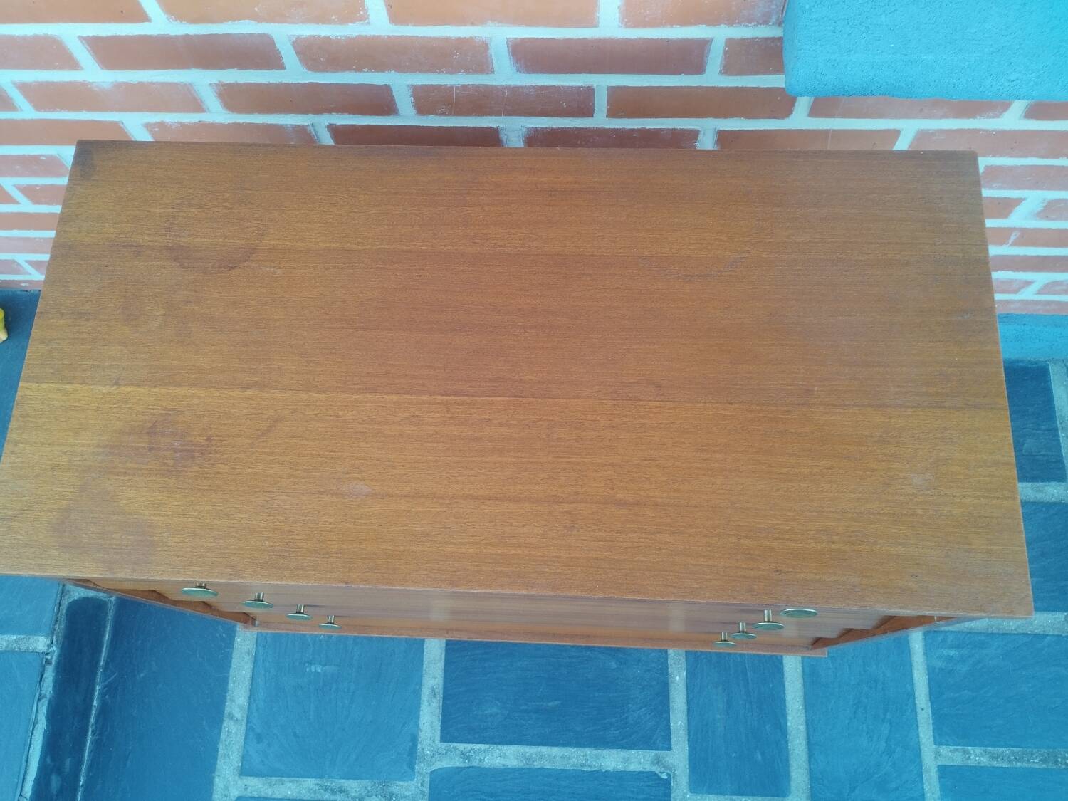 Vintage wooden chest of drawers