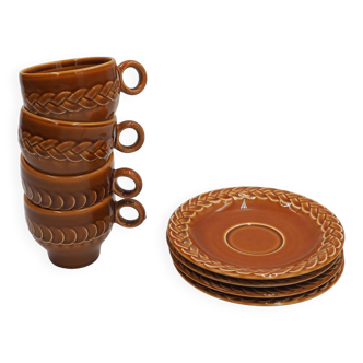 4 Pagnossin cups and 4 saucers